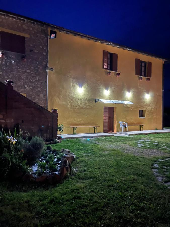 Casale La Valle Del Tevere Ponte Pattoli Bagian luar foto